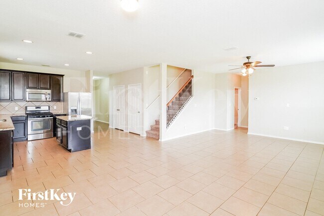 Building Photo - 10514 Century Farm Dr