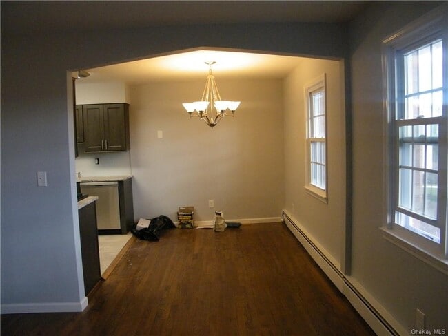 Building Photo - 67 Roundtree Cir