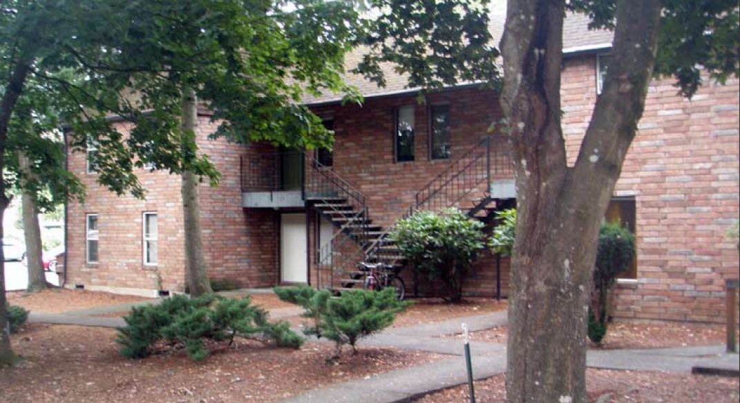 Primary Photo - Brittany Arms Apartments