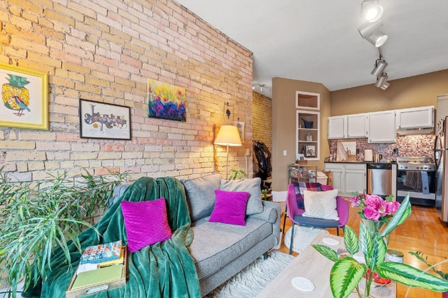 Foto del edificio - 609 S 9th St