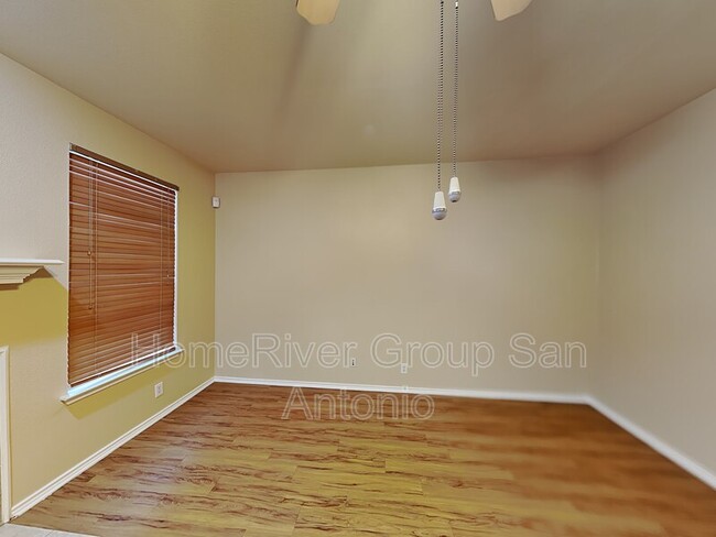 Building Photo - 2911 Encino Robles