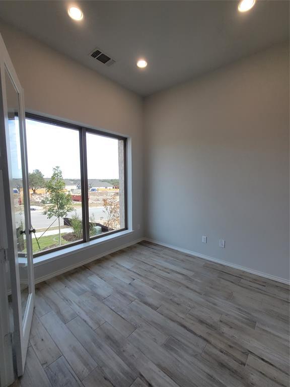 Building Photo - 113 Blf Crk Ln