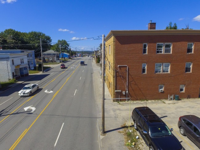 Building Photo - 946-954 Lisbon St