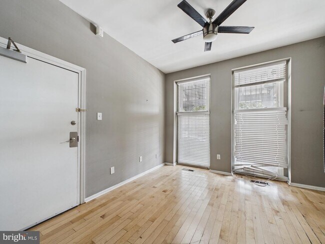 Foto del edificio - 4045 Powelton Ave