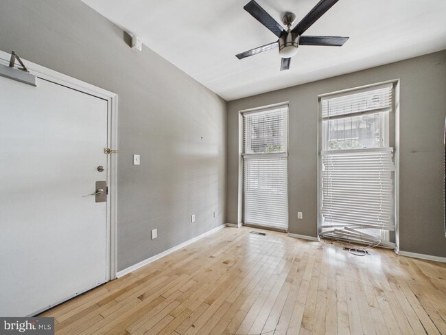Building Photo - 4045 Powelton Ave