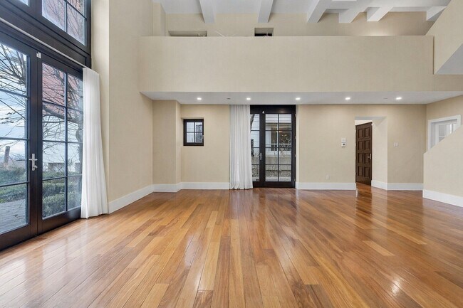 Photo du bâtiment - 4760 The Boulevard