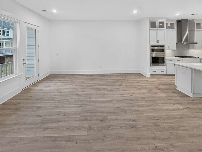 Foto del edificio - Brand-New 4BR/3.5BA Luxury Townhouse, Unfurnished | The Marshes at Daniel Island Park | Pool comi...