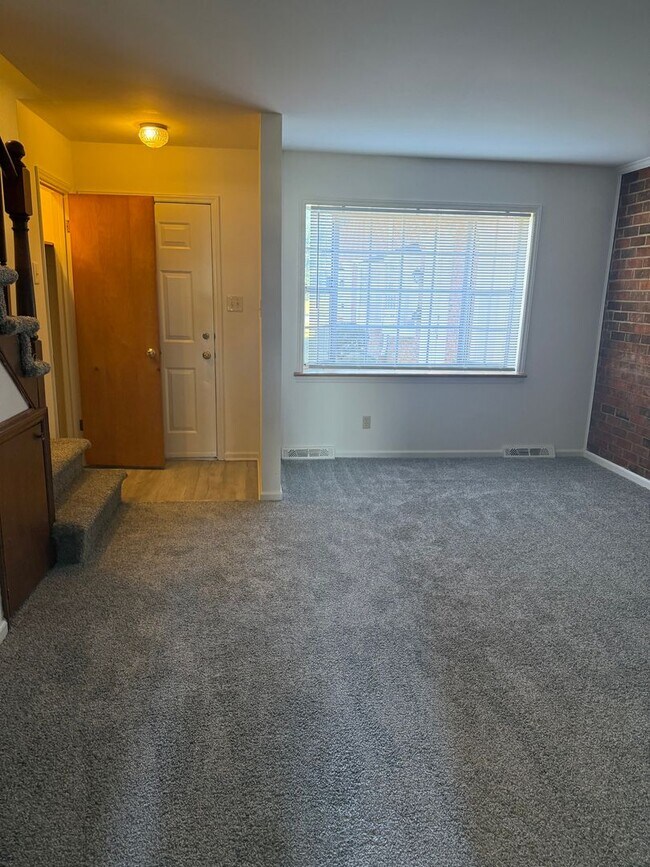 Foto del edificio - Adorable 2 Bedroom Convenient to I-29, Sho...