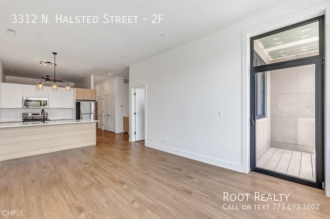 Building Photo - North Halsted / East Lakeview - 2-Bedroom ...