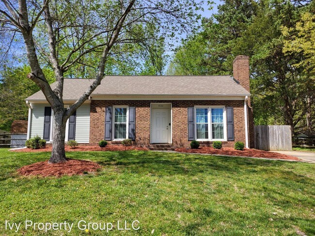 Building Photo - 3 br, 2 bath House - 3720 Teaberry Court