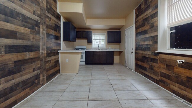 Renovated 3 Br for rent - Renovated 3 Br for rent House