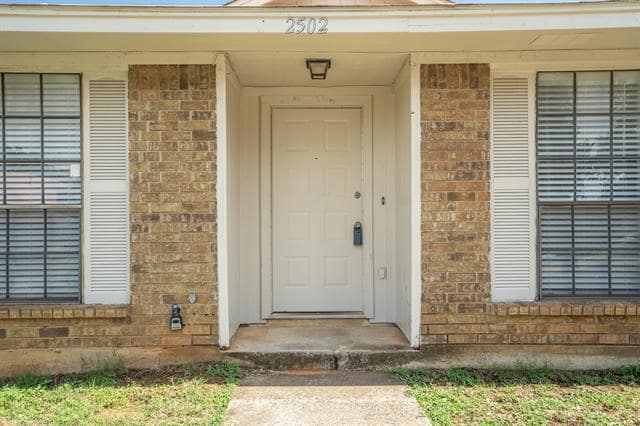Building Photo - 2502 Windy Pine Ln
