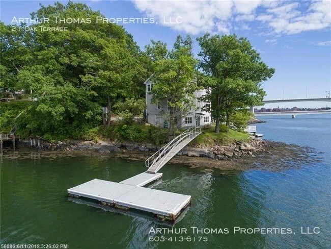Building Photo - 3 bedroom in Kittery ME 03904