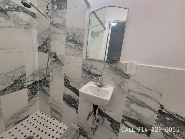 Foto del edificio - 160 Waverly St