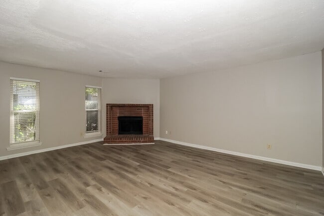 Building Photo - 6684 Judy Ln