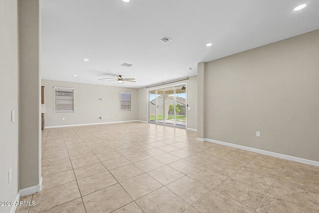 Building Photo - 30731 W Monterey Dr