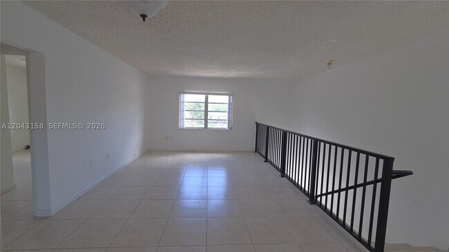 Foto del edificio - 3519 SW 17th St