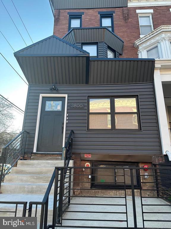 Building Photo - 3800 N 18th St