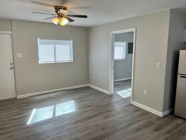 Photo - 1 Bedroom with Garage in Alton House