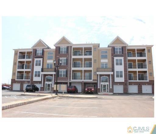 Foto del edificio - 643 Doral Ct