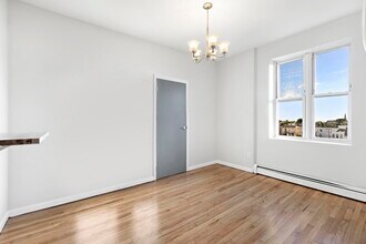 Building Photo - 314 Paterson Plank Rd