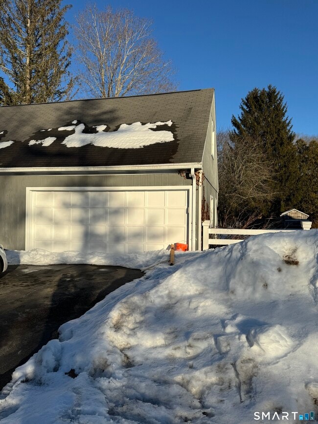 Foto del edificio - 30 Hopyard Rd