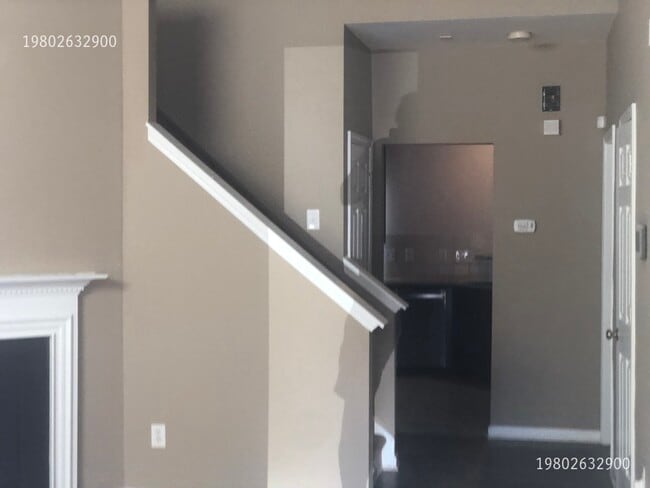 Foto del edificio - 10334 Stineway Ct
