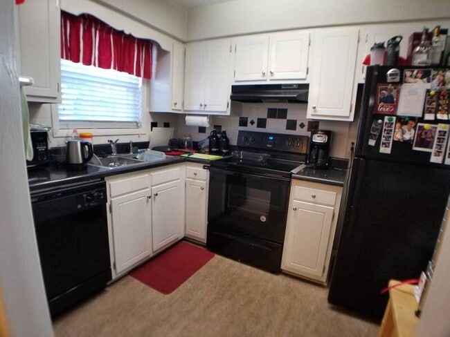 Photo - 1108 Tiger Blvd Apartment