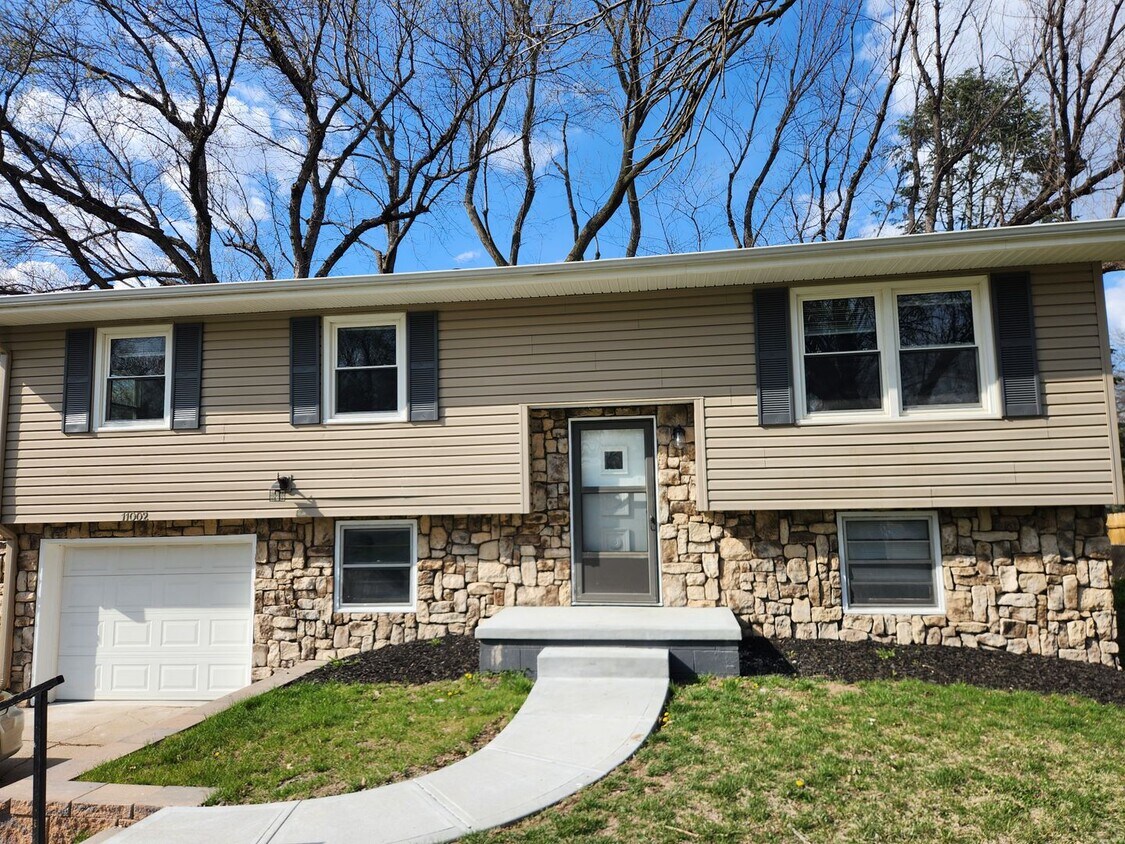 Primary Photo - District 66, 3 Bed 2.5 Bath 1 Car garage