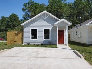 Building Photo - 801 Omeara