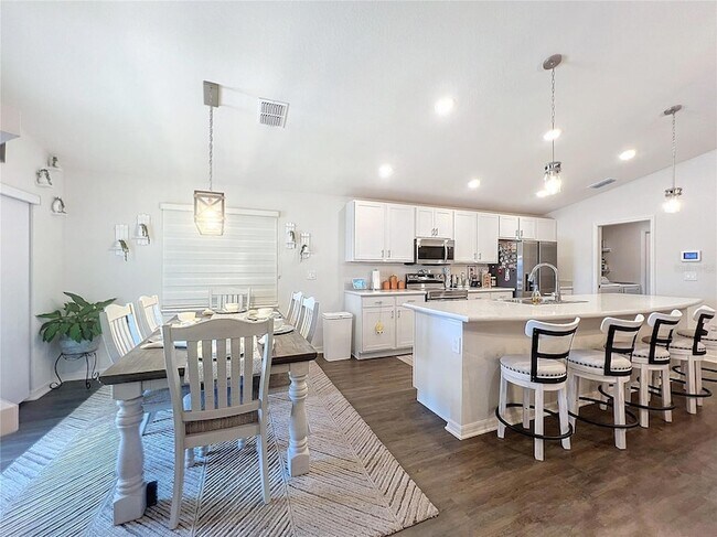 Foto del edificio - 2027 Dexter St