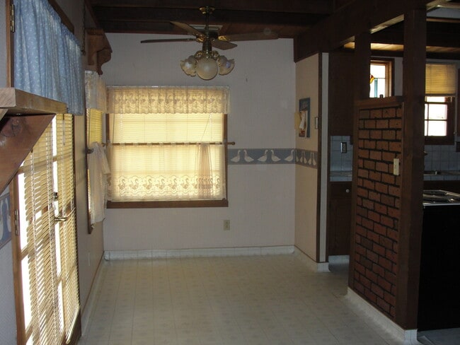Foto del edificio - Large Country Home
