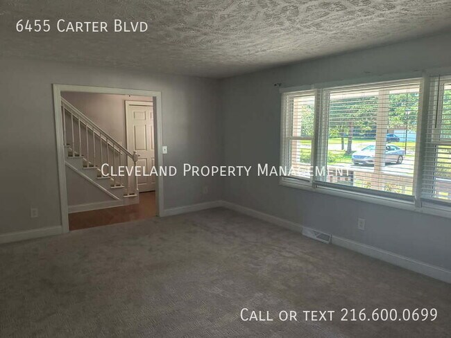 Foto del edificio - 6455 Carter Blvd