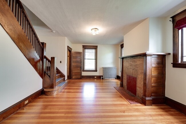 Building Photo - 54 Montgomery Ave