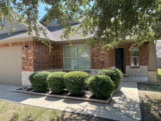 Building Photo - 2375 Garlic Creek Dr