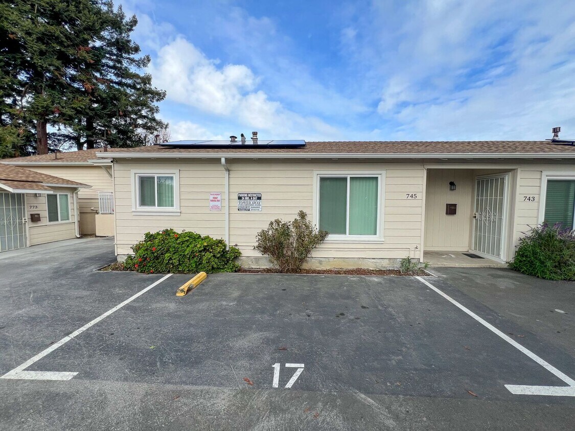 Newly Renovated OneBedroom House in the H... House Rental in San