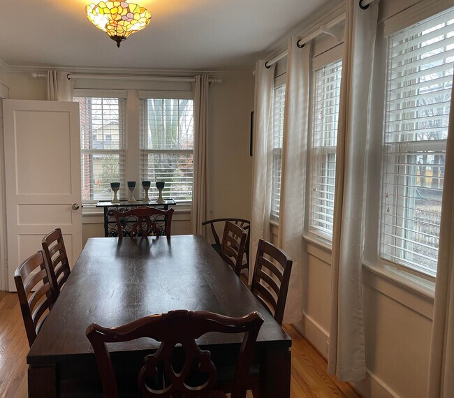 dining room - 1001 14th Ave S