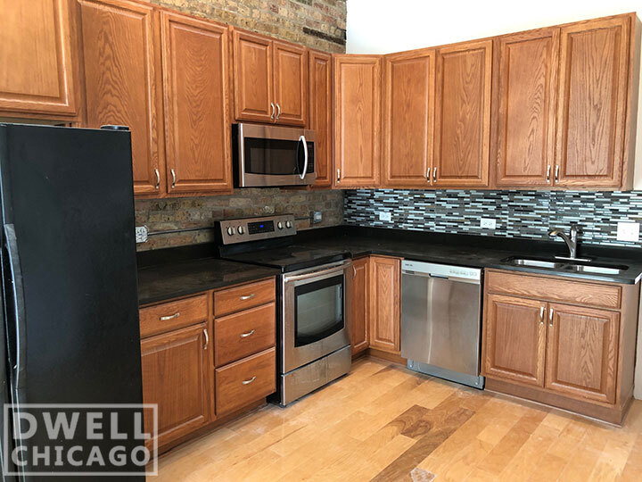 Primary Photo - 1539 N Wells St