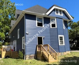 Building Photo - 311 Crestwood Ave