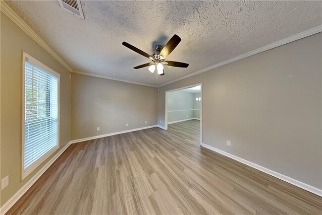 Building Photo - 111 Trellis Ct