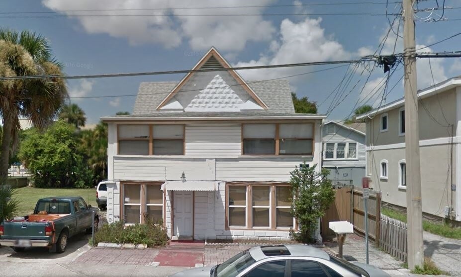 Primary Photo - 207 N Peninsula Dr