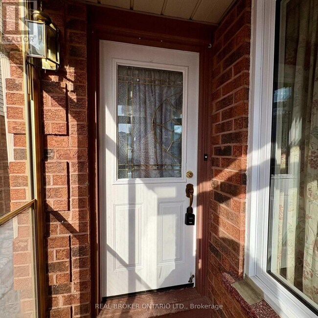 Building Photo - 63 Acadian Heights