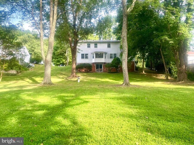 Foto del edificio - 3124 Wynford Dr