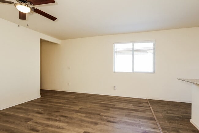 Building Photo - 25832 W Samantha Way