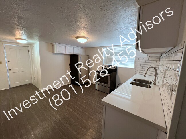 Building Photo - 568 S 900 E
