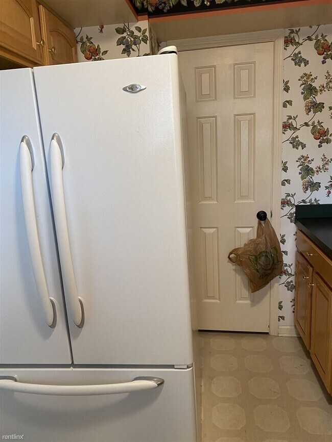 Building Photo - 2 br, 1.5 bath Townhome - 5013 Brookwood Ct