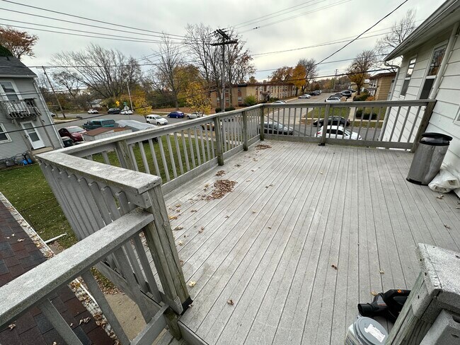 Building Photo - 3503 Albert Ct
