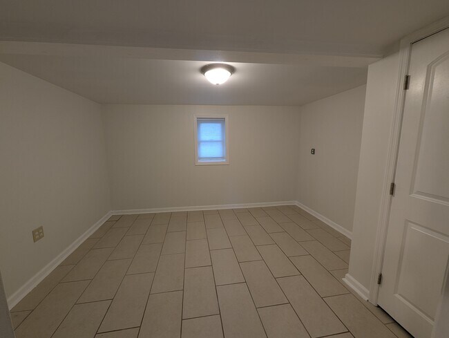 Foto del edificio - 1325 E 40th St