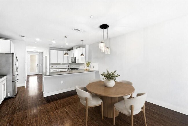 Foto del edificio - 2801 Dulce Ln