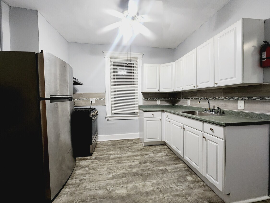 Foto principal - 125 Audubon Ave